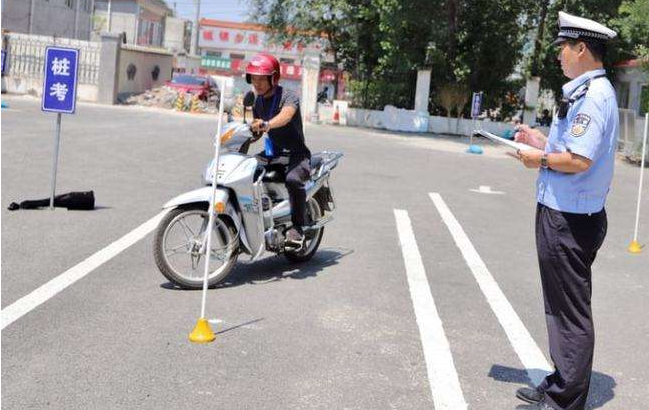 电动车、摩托车驾照怎么考，收费贵不贵？自学自考最低只需250元