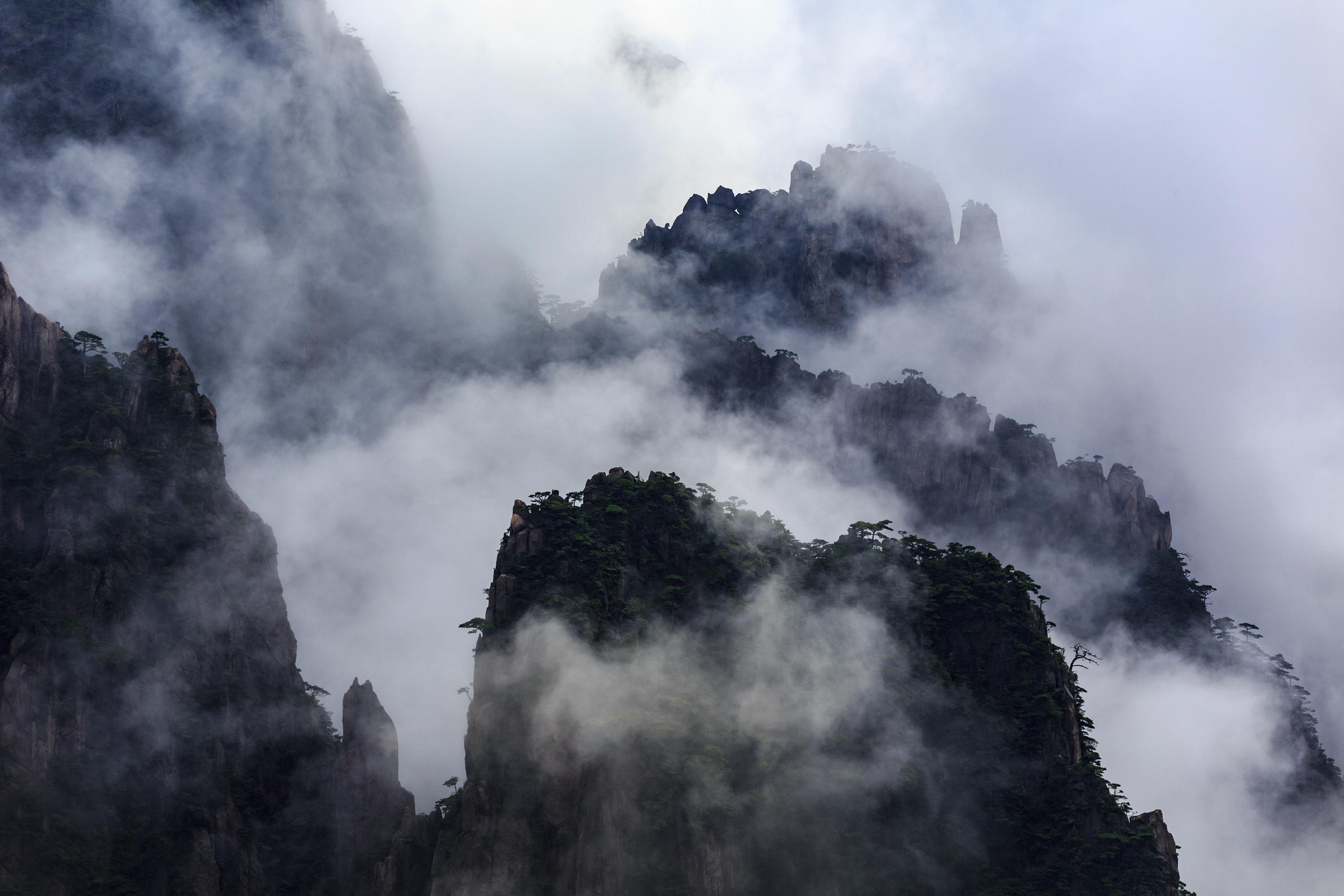 黄山景点介绍(黄山市天下第一奇山)