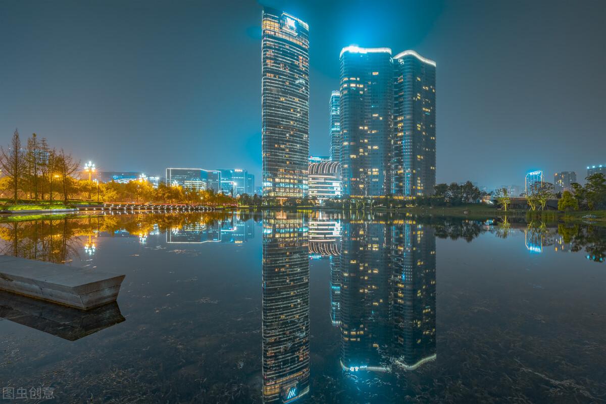 深圳夜景(深圳10个最美夜景打卡地推荐，哪个地方的夜景在你心中是最美？)