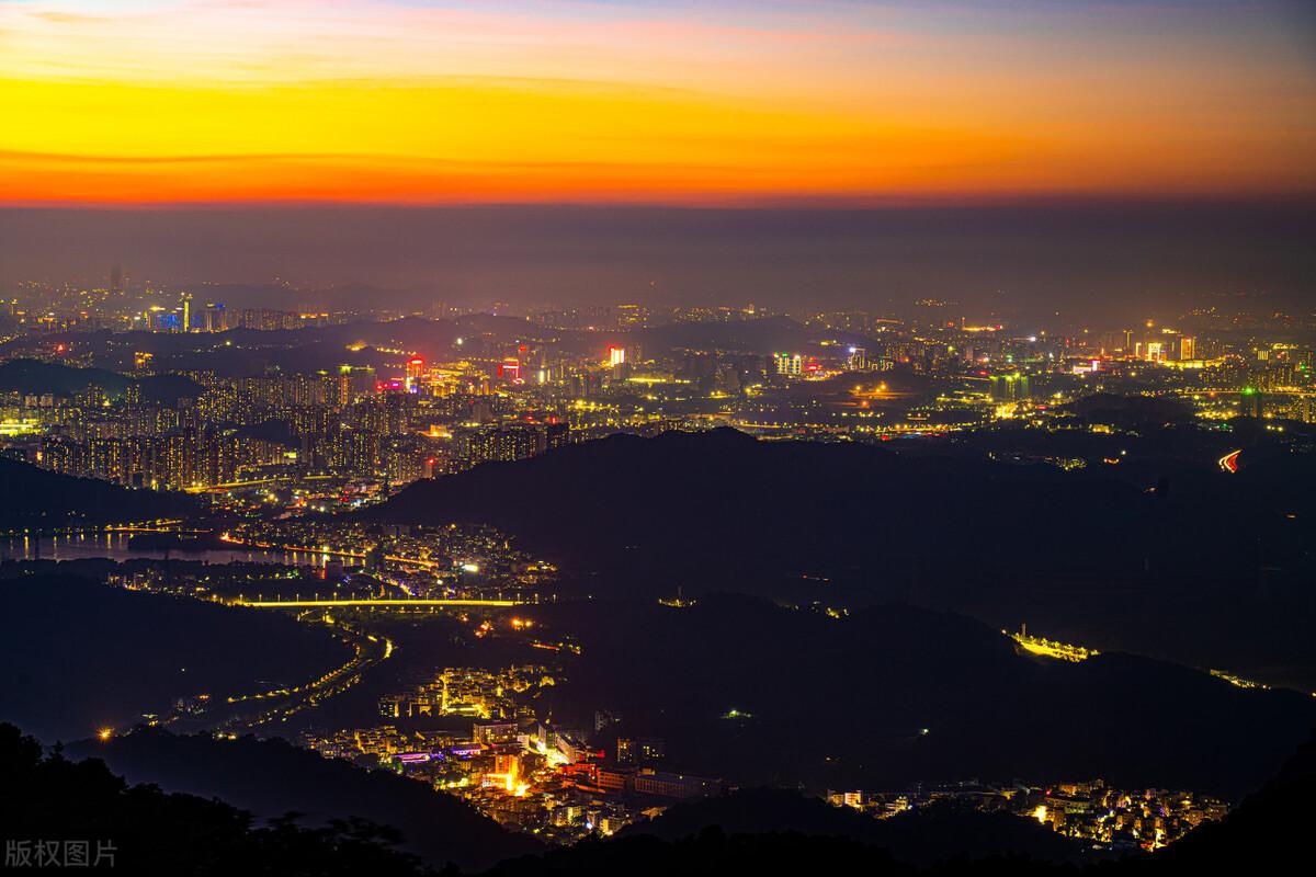 深圳夜景(深圳10个最美夜景打卡地推荐，哪个地方的夜景在你心中是最美？)