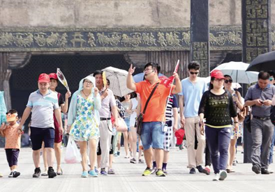 香港人看不起大陆人(香港人“看不起”大陆人？背后原因真相了)