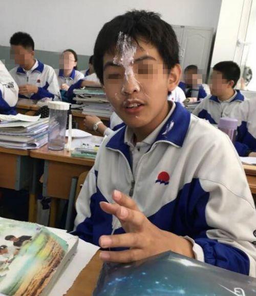 长春中学生校服(长春15所中学校服大PK 看谁是你心中的长春最美中学校服！)