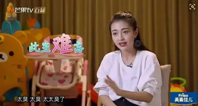 包饺子哄妈(两岁女儿读懂新手妈妈的眼泪，看包饺子如何花式哄妈！)