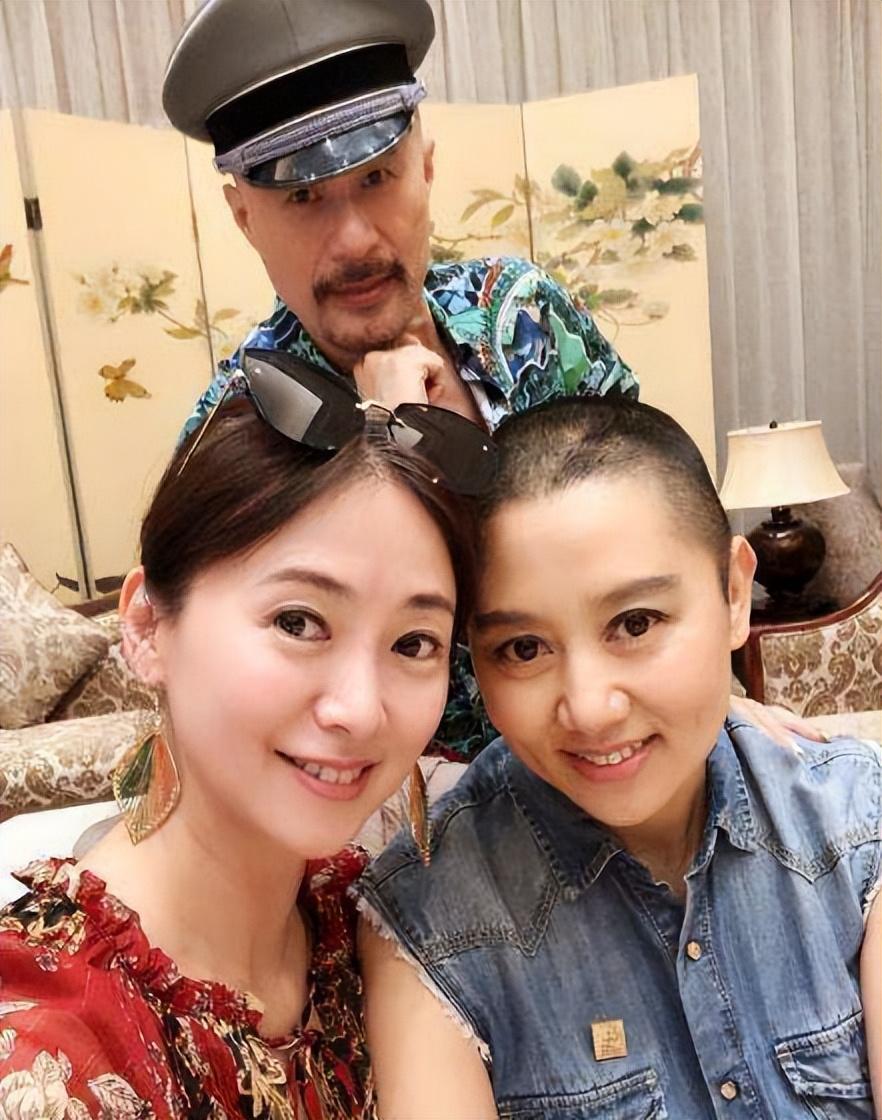 徐锦江老婆(徐锦江的妻子殷祝平：不在乎丈夫曾拍三级片，愿做他的“蚂蚁”)