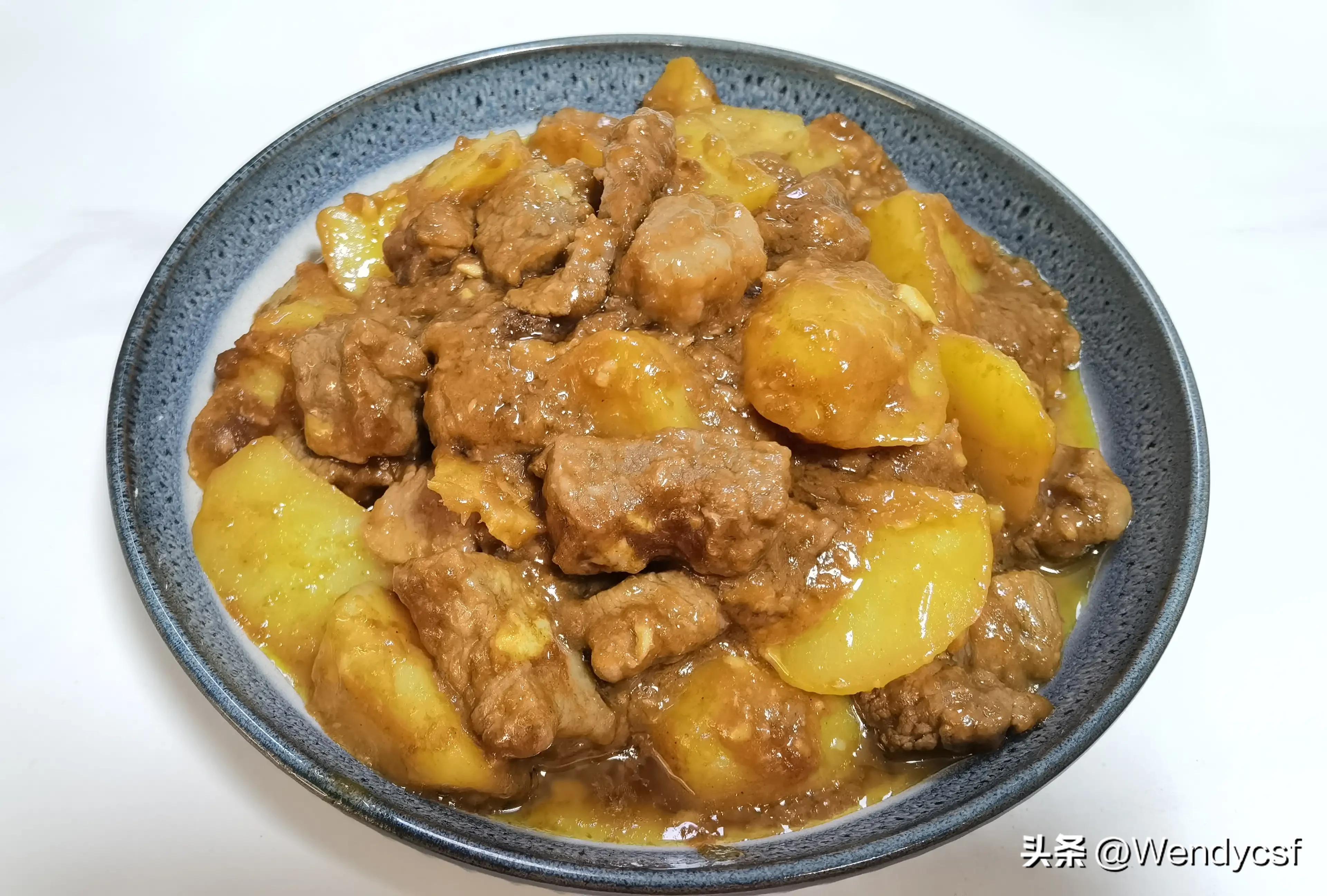 鳄鱼肉止咳(海底椰鳄鱼肉煲龙骨，补血壮骨，润肺止咳)