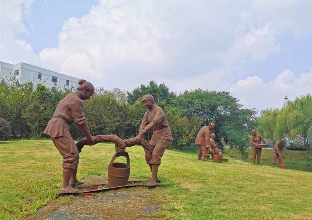 常州大学图书馆（在常州）