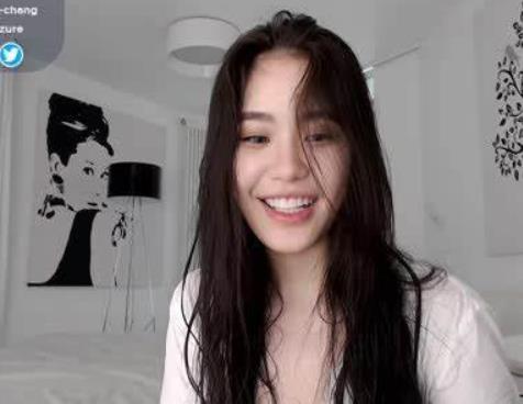 东南亚美女LiChangOnlyFans高人气视频合集